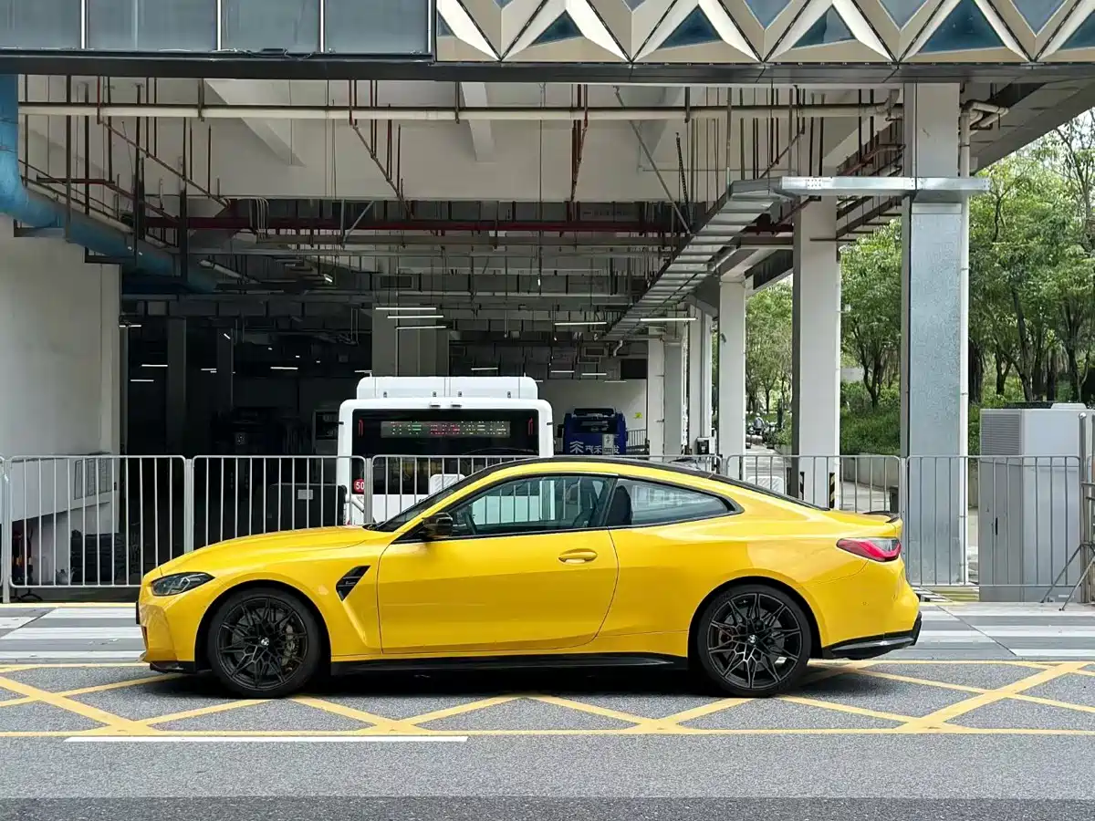 BMW M4 2021 M4 Coupe Thunder Edition фото 2