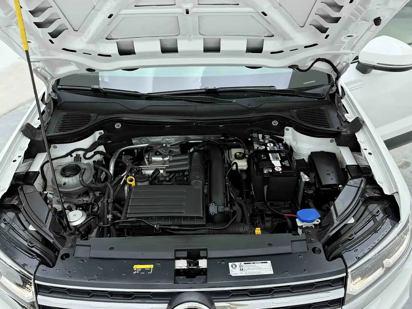 Volkswagen Tharu 2022 280TSI FWD Luxury Edition фото 29