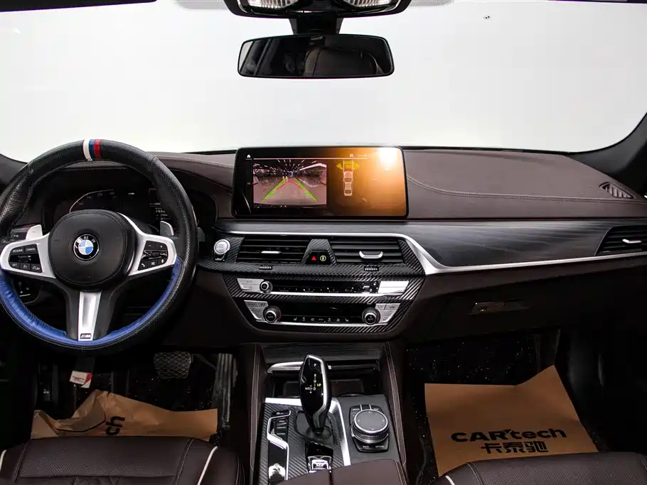 BMW 5 Series 2021 530Li Leading M Sport Package фото 14