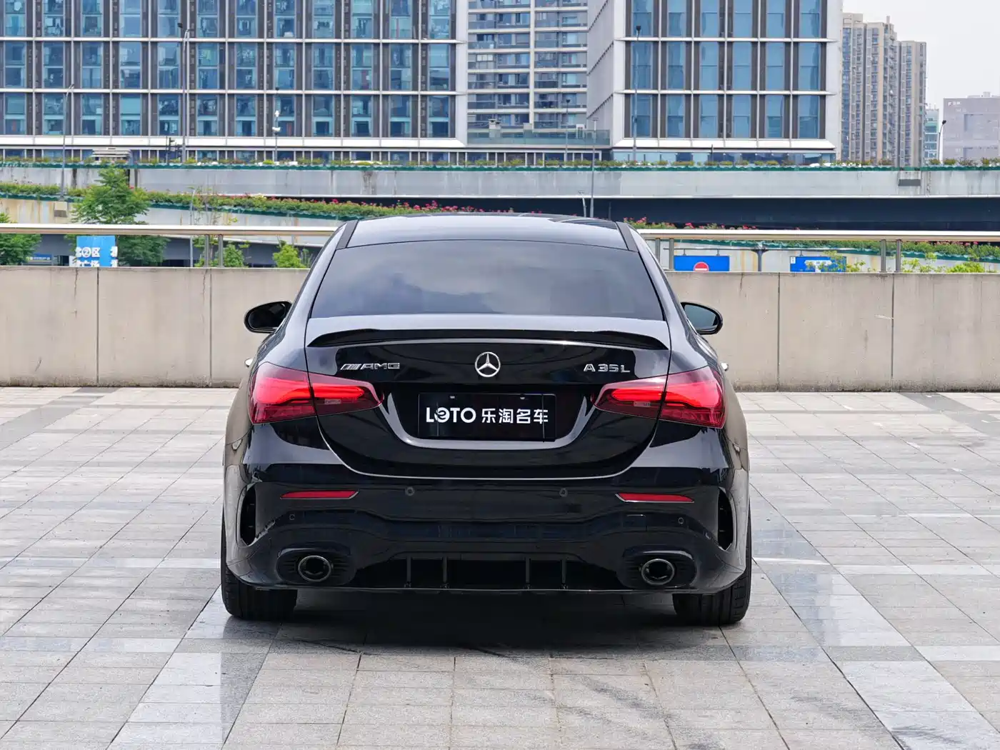 Mercedes-Benz A-Class AMG 2025 Facelift AMG A 35 L 4MATIC фото 5