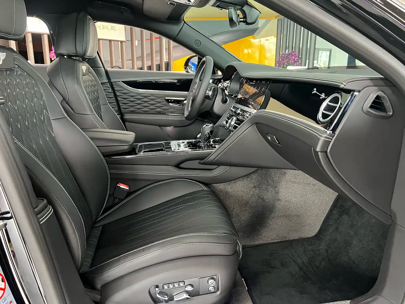 Bentley Flying Spur Plug-in Hybrid 2023 2022 2.9T V6 Hybrid Mulliner