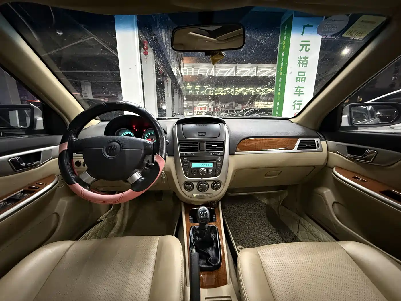 Buick Excelle 2011 1.6LX-MT фото 6