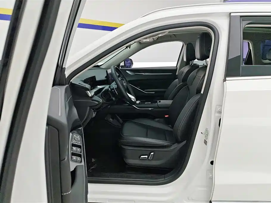 Haval H6 2024 Model 1.5T 2WD Classic Edition фото 9