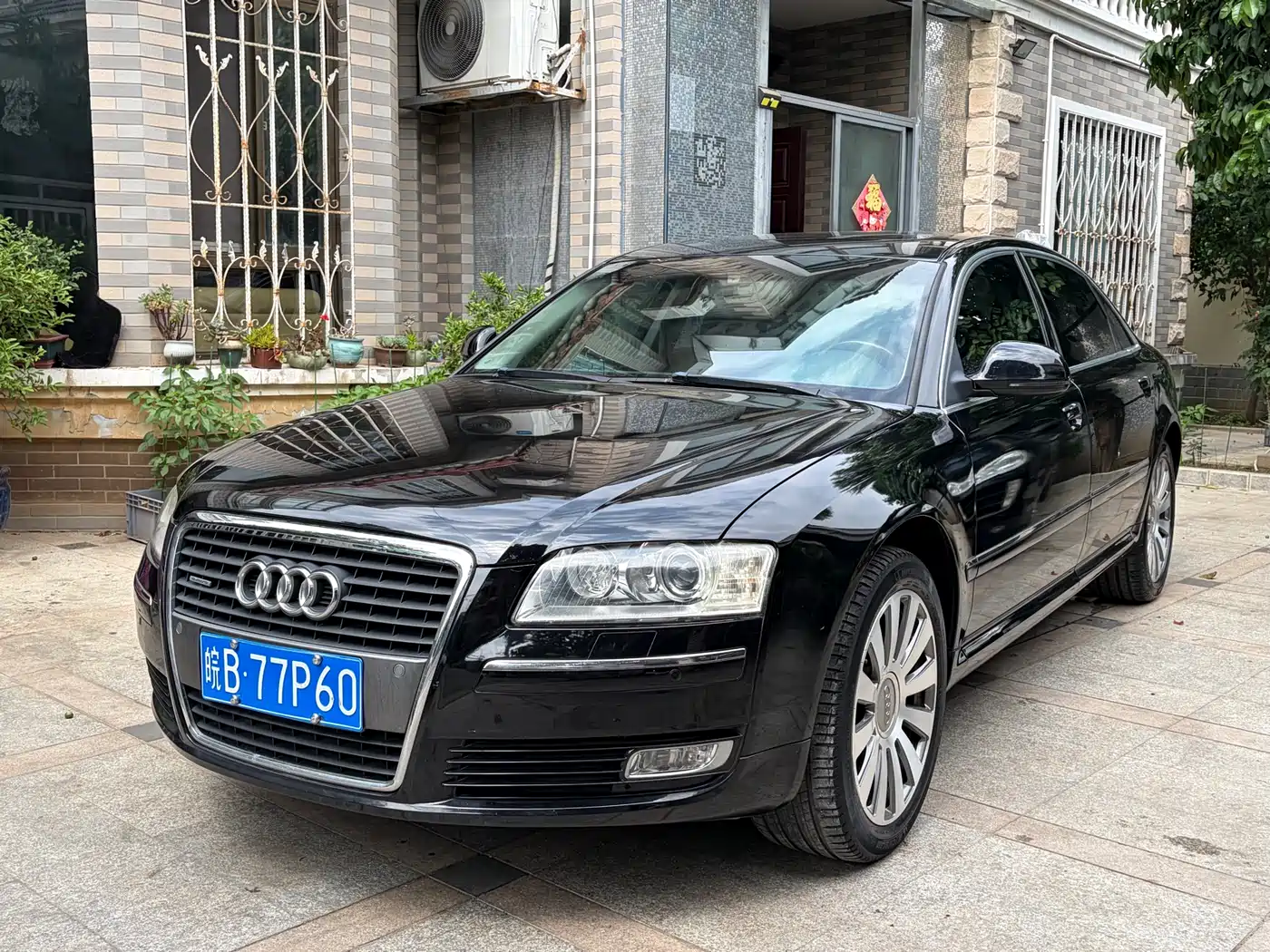 Audi A8 2009 Audi A8L 4.2 FSI quattro Premium