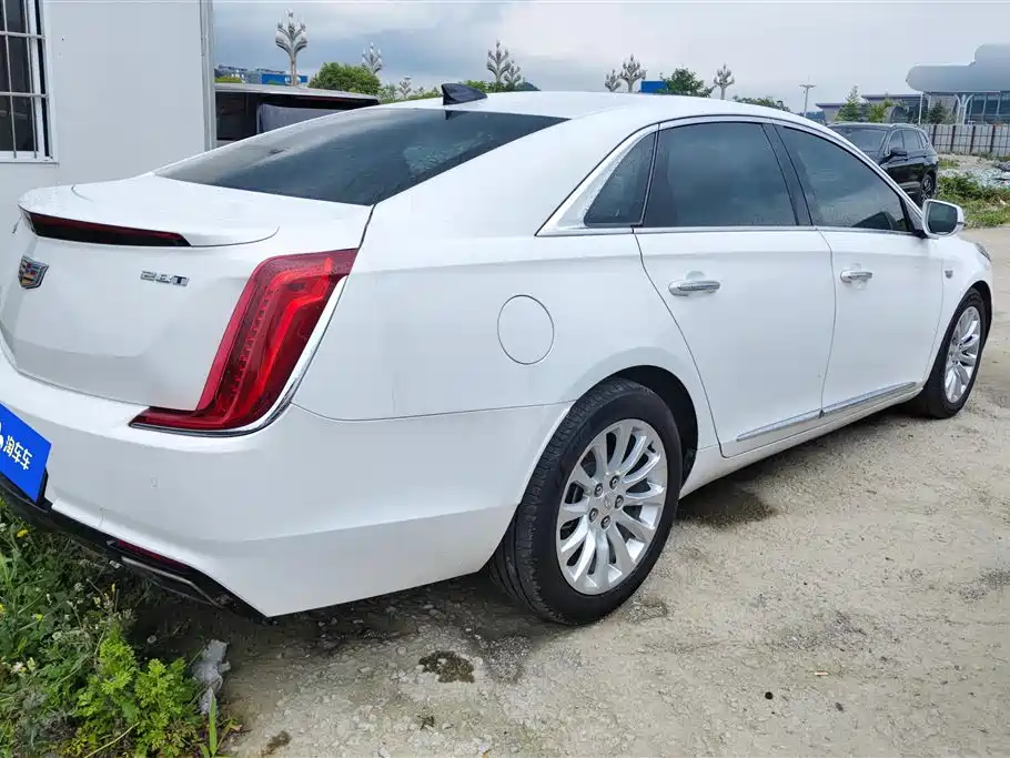 Cadillac XTS 2018 28T Technology фото 3