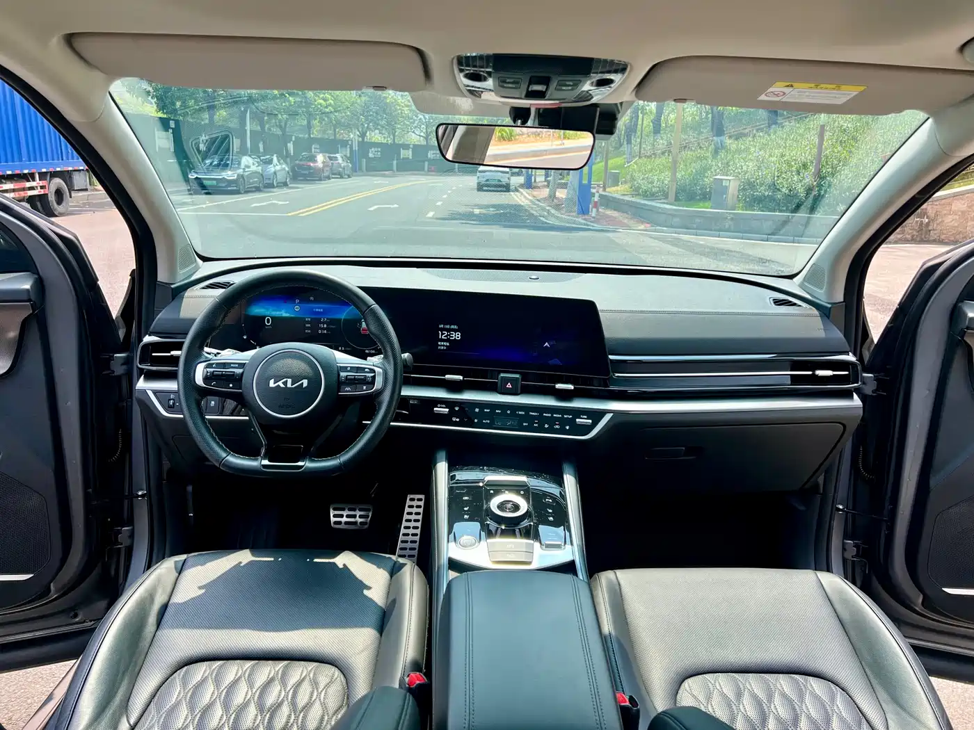 Kia Sportage 2023 2.0T 2WD Flagship Edition фото 17