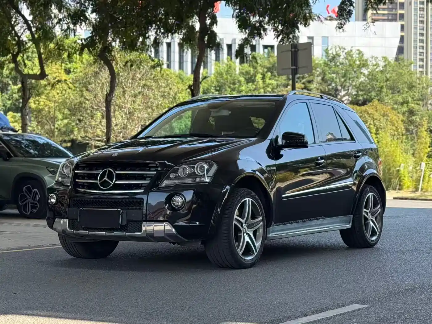 Mercedes-Benz M-Class AMG 2012 AMG ML 63