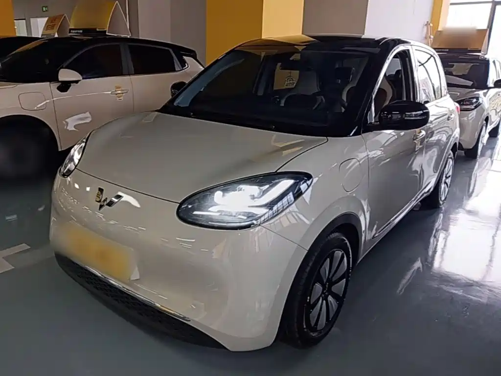 Wuling Motors Wuling Bingo 2023 Model 333km Telepathic Connect+ Version
