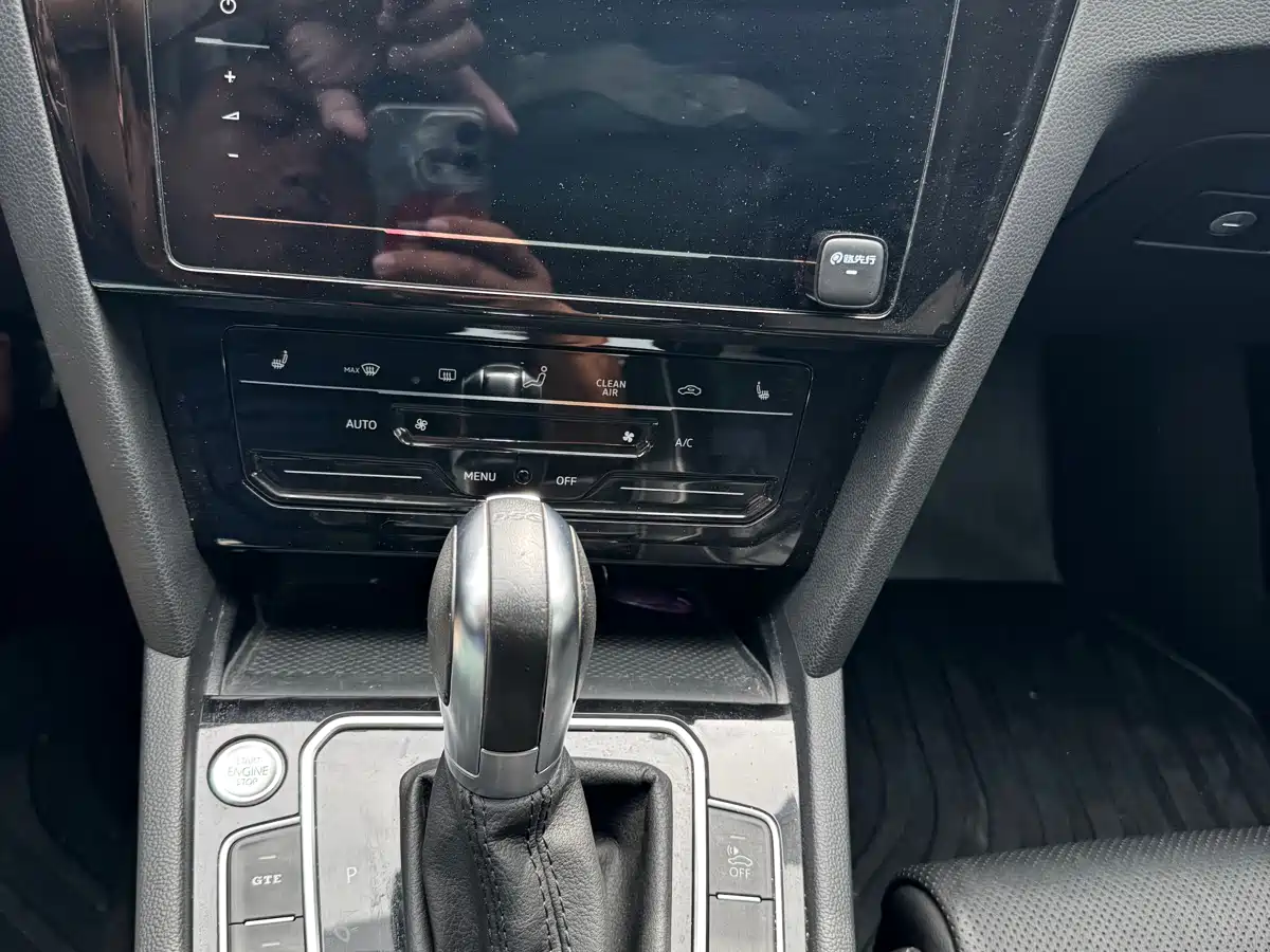 Volkswagen Magotan GTE Plug-in Hybrid 2020 GTE Luxury фото 9