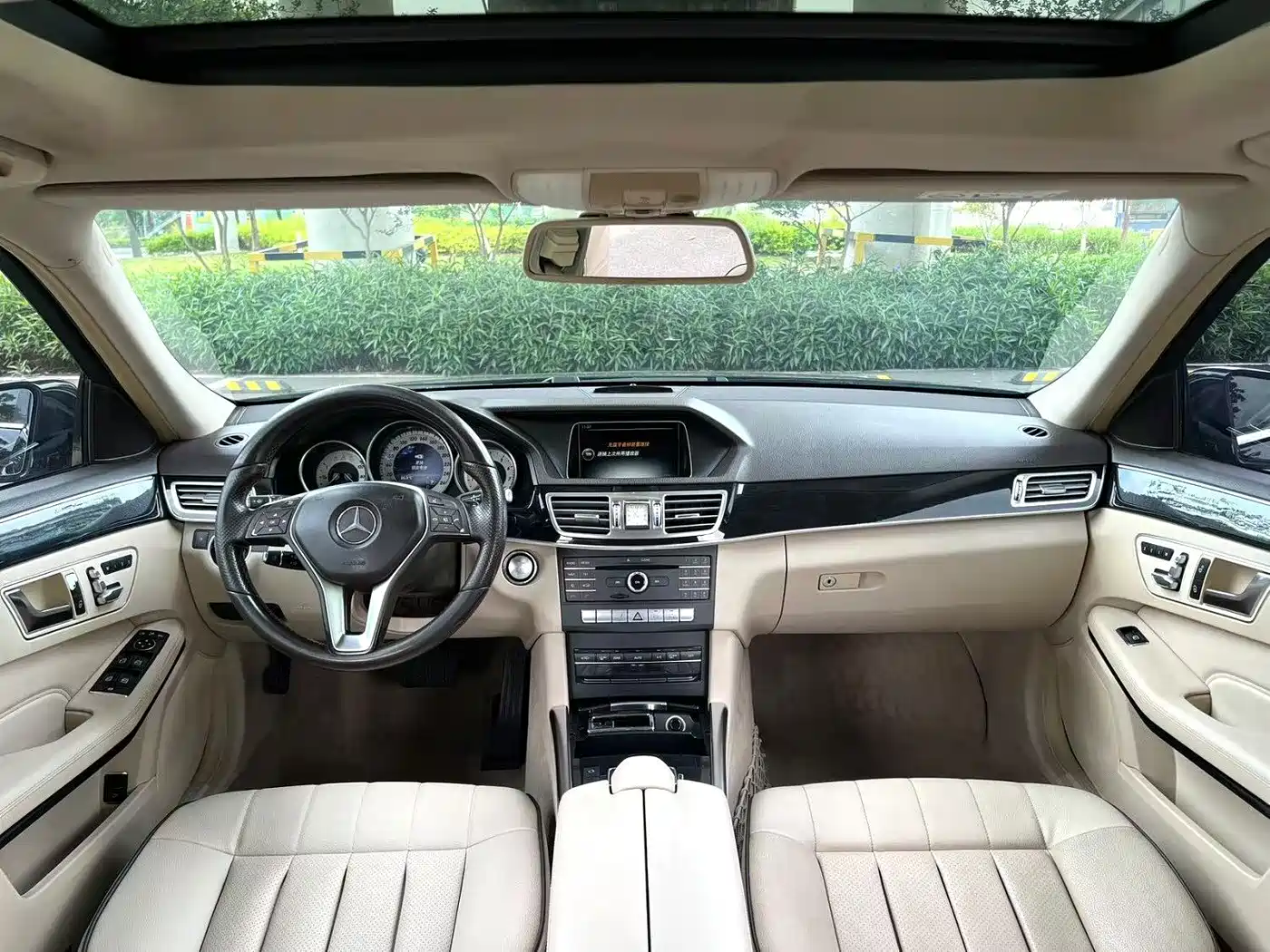 Mercedes-Benz E-Class 2015 Facelift E 260 L Sport фото 8