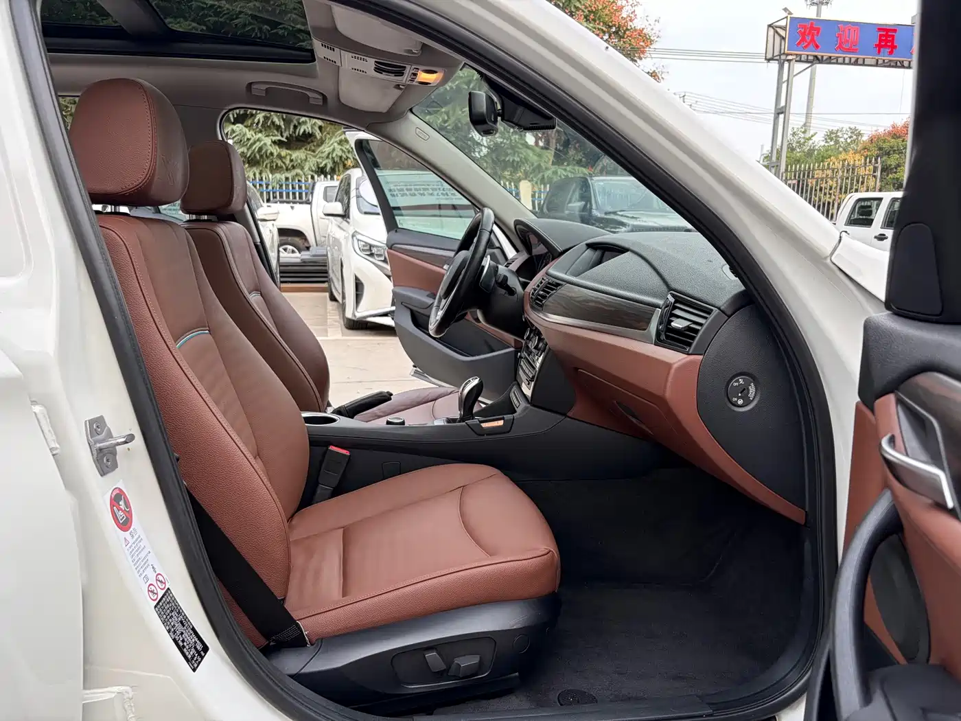Photo 6 - BMW X1