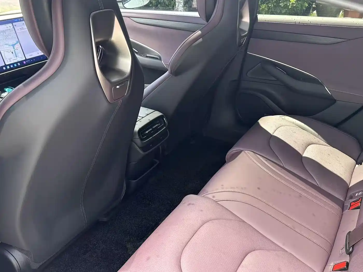 Xiaomi Auto Xiaomi SU7 2024 RWD Ultra Long Range Advanced Smart Driving Pro Edition фото 9