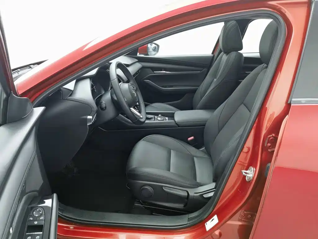 Mazda Axela, миниатюра 10