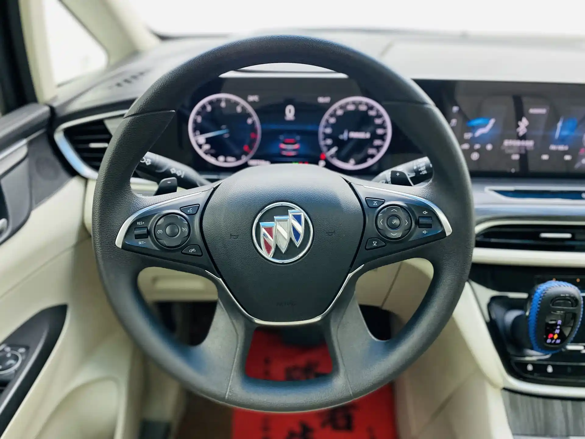 Фото 8 - Buick GL8