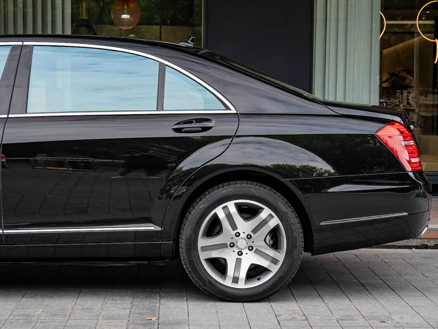 Mercedes-Benz S-Class 2011 2010 S 600 L