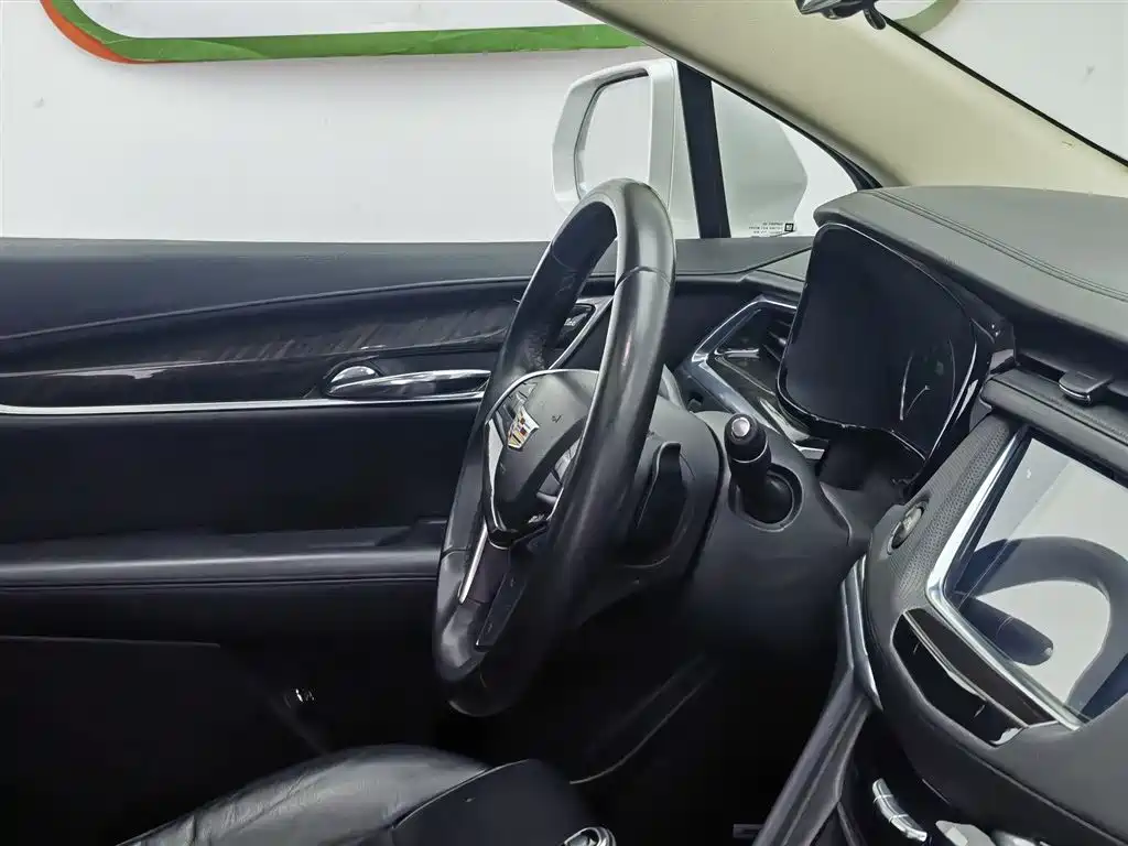 Cadillac XT5 2018 25T Luxury фото 22