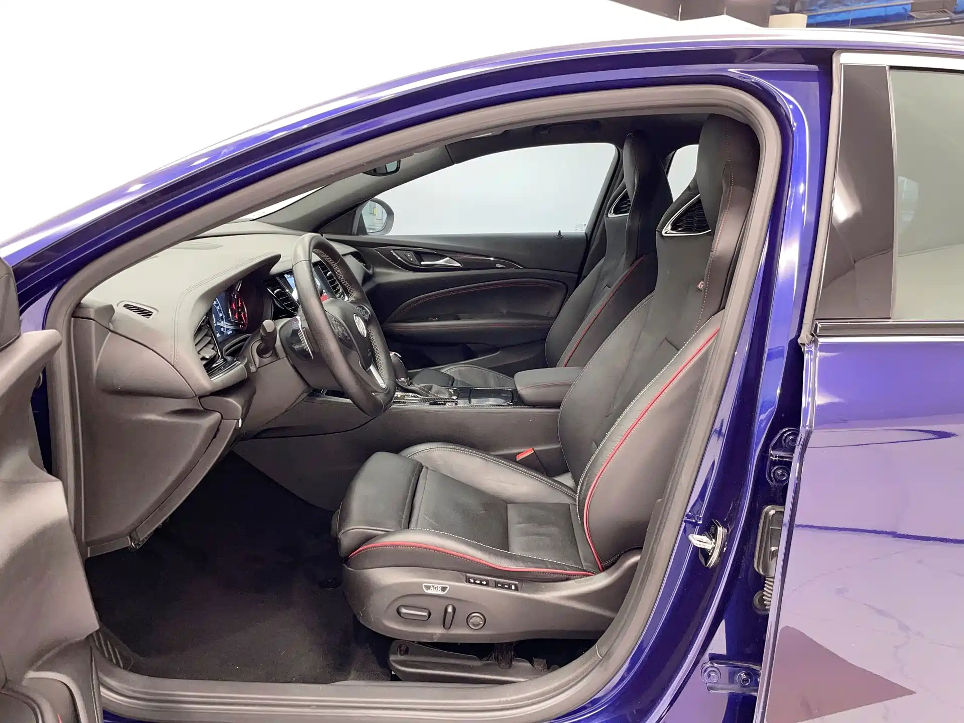 Фото 6 - Buick Regal