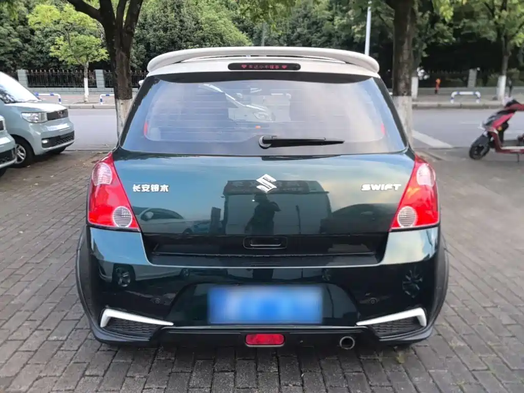 Suzuki Swift 2017 2016 1.5L Automatic Fashion Cool Edition