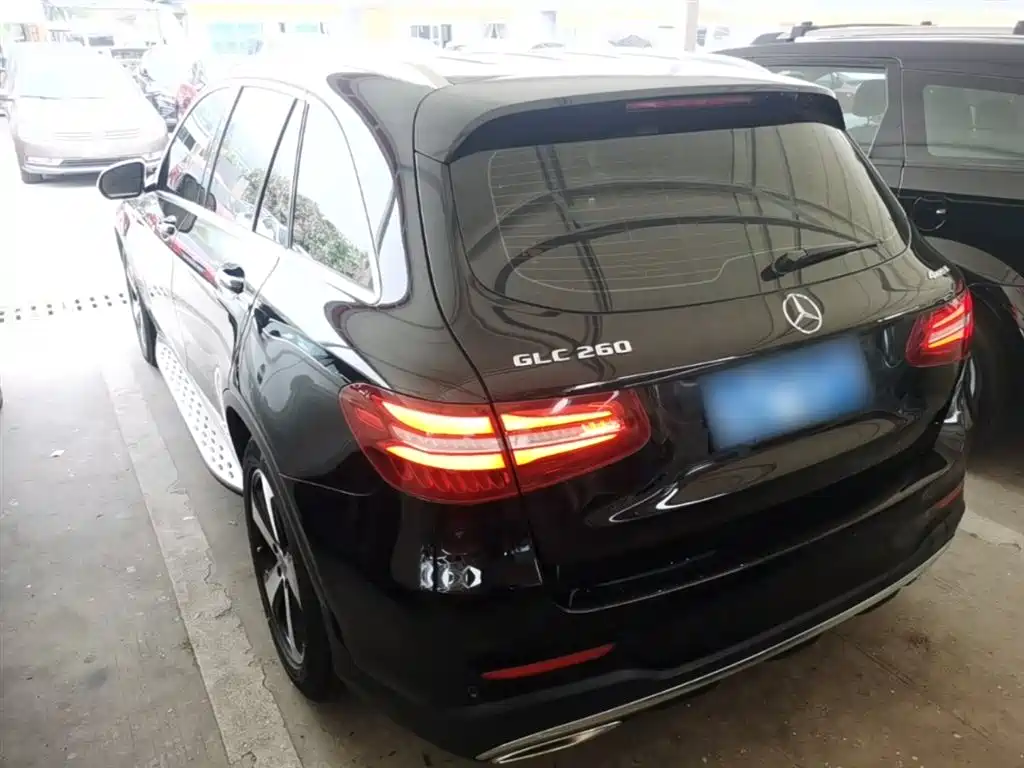 Mercedes-Benz GLC 2018 Facelift GLC 260 4MATIC Luxury фото 5