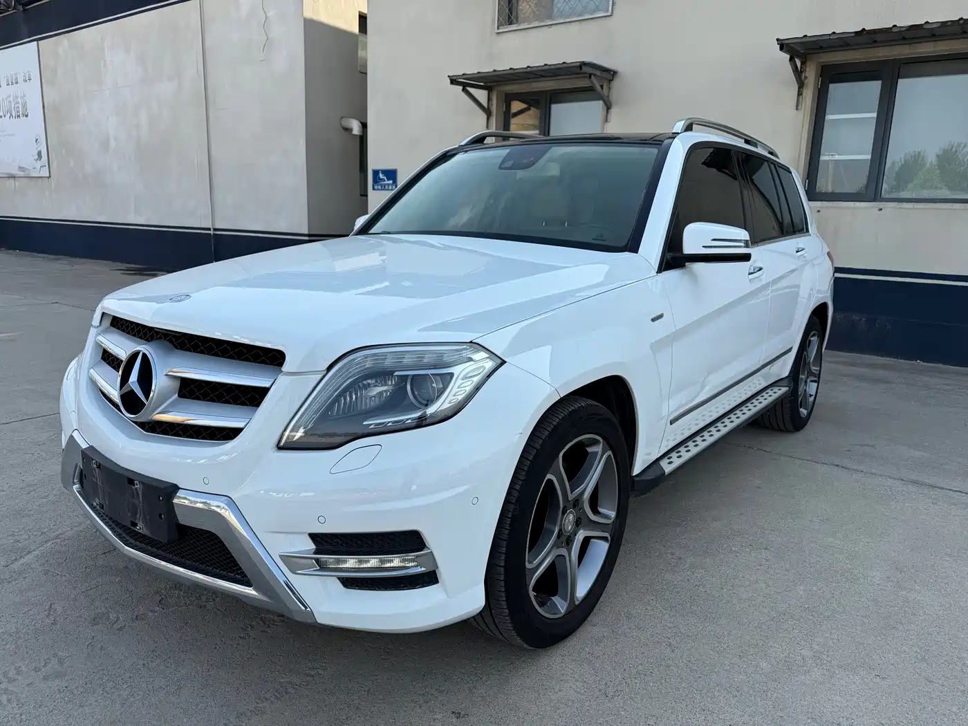 Mercedes-Benz GLK-Class 2015 GLK 300 4MATIC Fashion Ultimate Edition