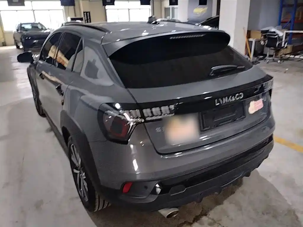 Lynk & Co 02 2021 1.5TD DCT 2WD Power Champion Edition фото 5
