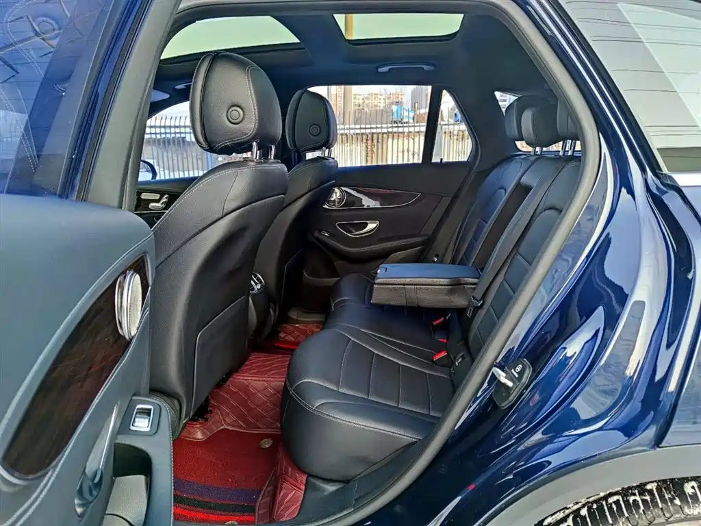 Mercedes-Benz GLC 2016 GLC 260 4MATIC Dynamic фото 10