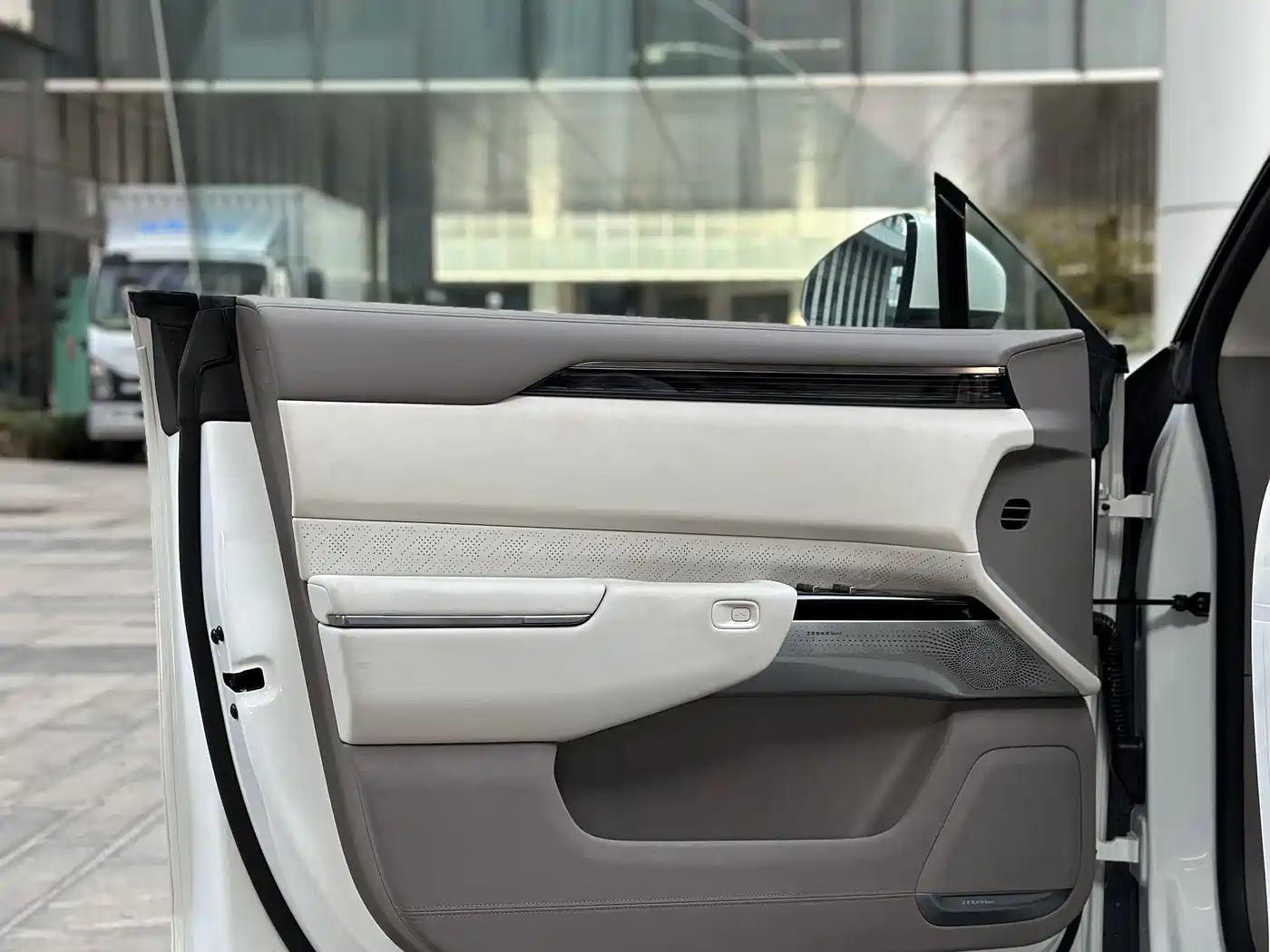 ZEEKR EXTREME KRYPTON 7X