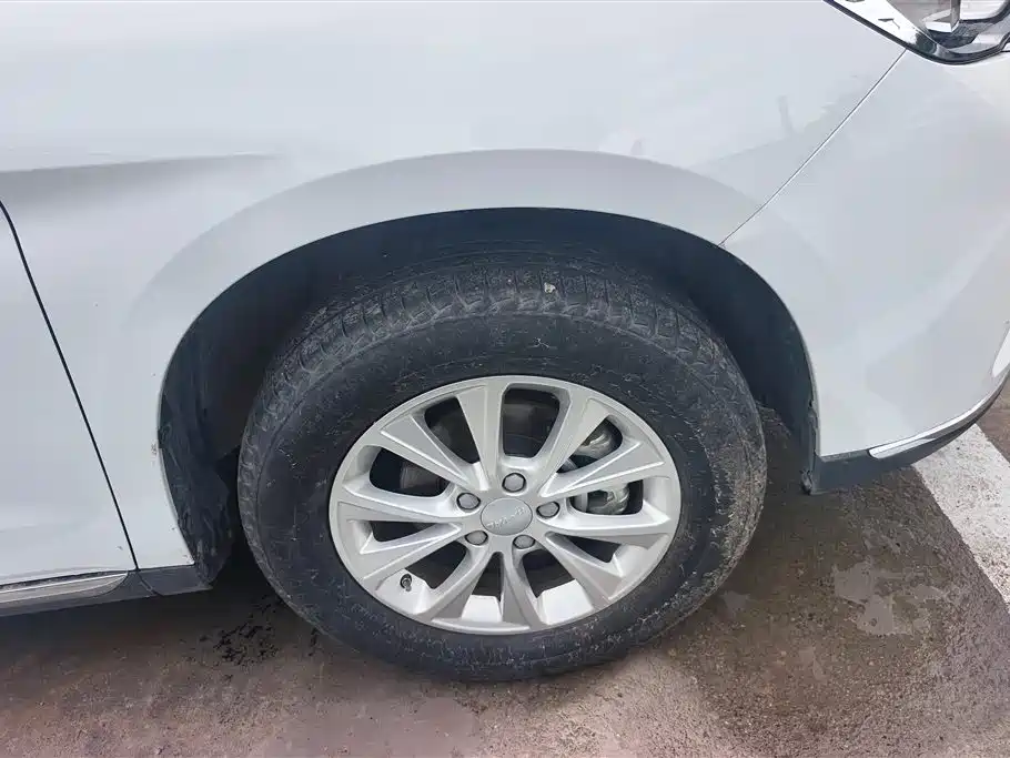 Haval M6 2021 PLUS 1.5T DCT Luxury Smart Connect фото 6