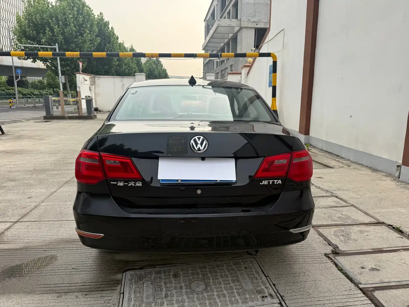 Volkswagen Jetta 2013 1.6L Manual Comfort фото 9