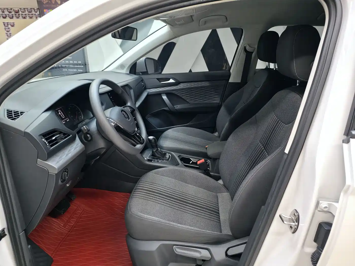 VOLKSWAGEN TUYUE