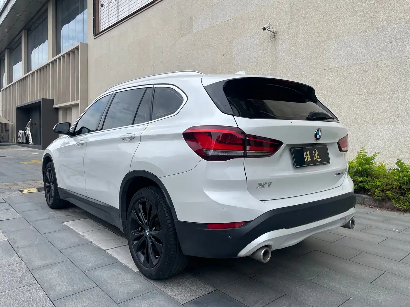 BMW X1 2022 sDrive20Li Fashion фото 9