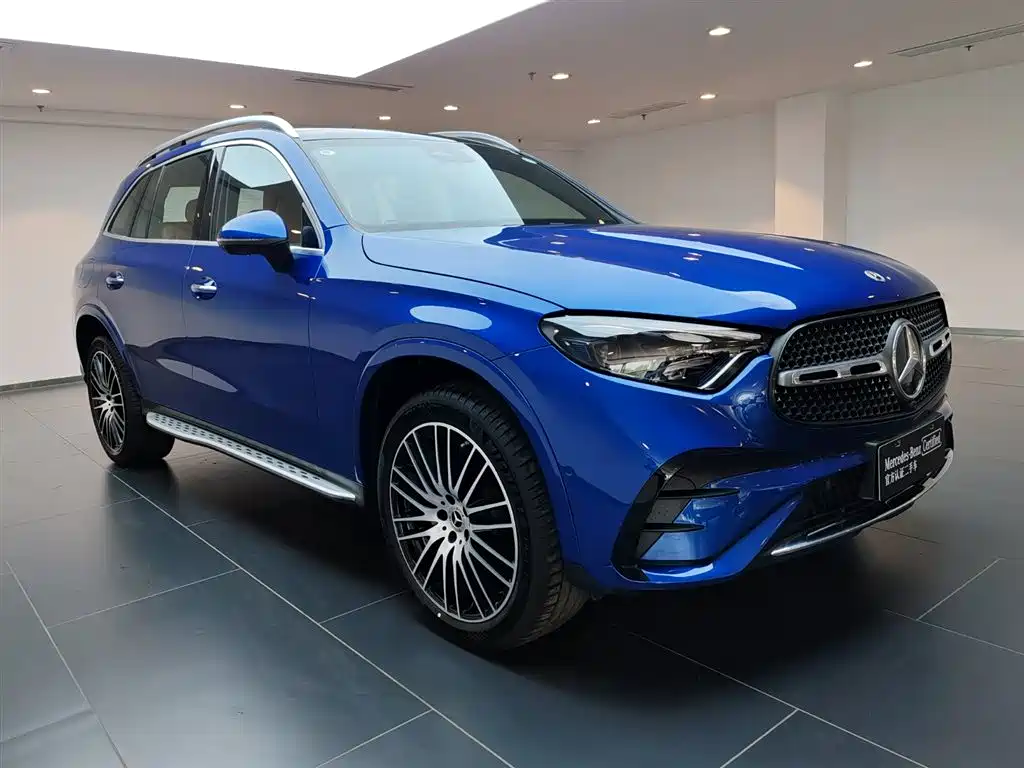Mercedes-Benz GLC 2023 GLC 300 L 4MATIC Luxury 7-Seater фото 2
