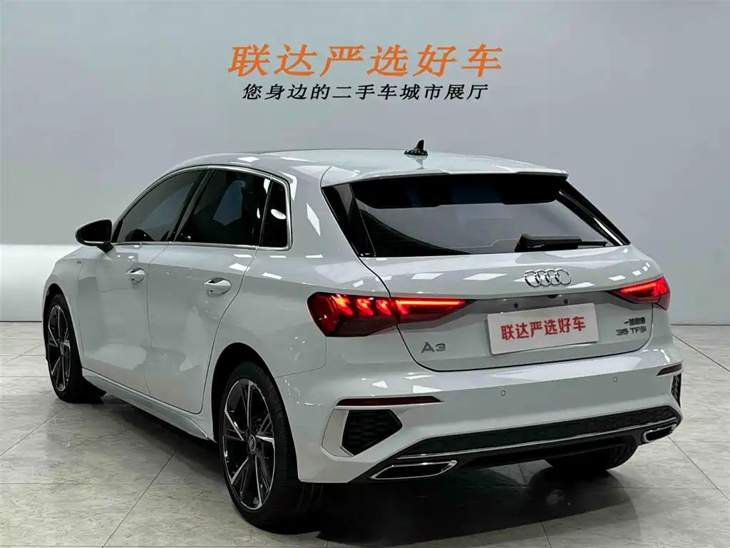 Audi A3 2023 Facelift Sportback 35 TFSI Fashion Sport фото 24