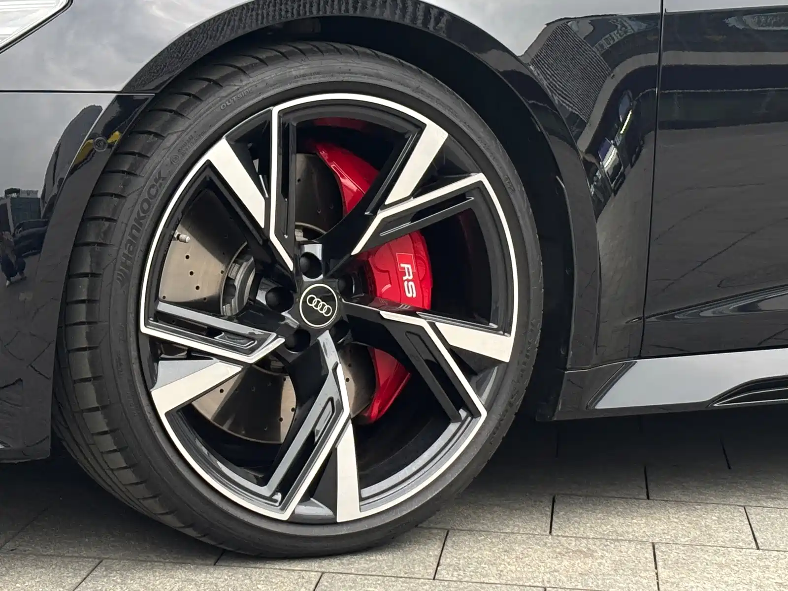 Фото 20 - Audi RS 6