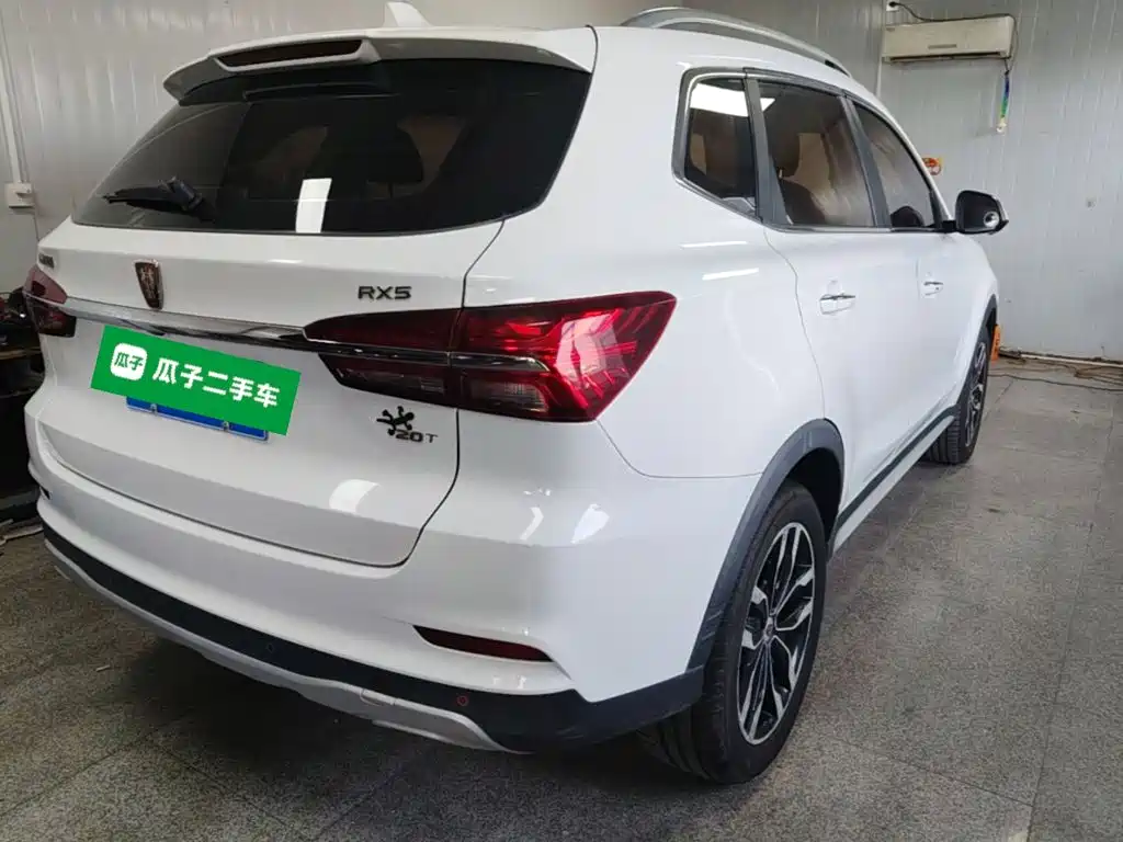 Фото 7 - Roewe RX5