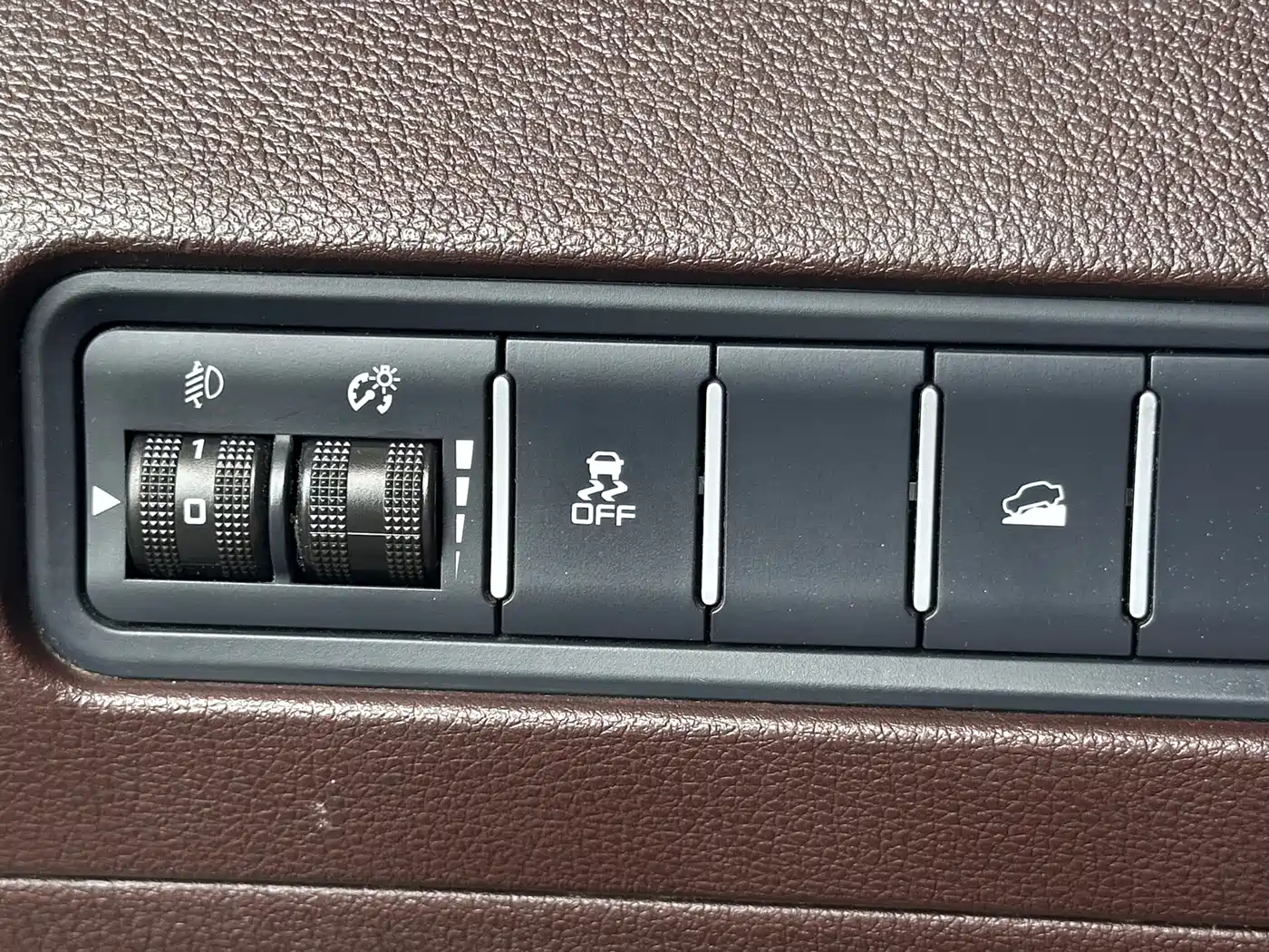 Haima Famila MPV 2019 2017 7-Seater 1.5T Automatic Value Edition