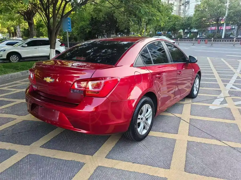 Chevrolet Cruze 2015 1.5L Classic SE AT фото 7