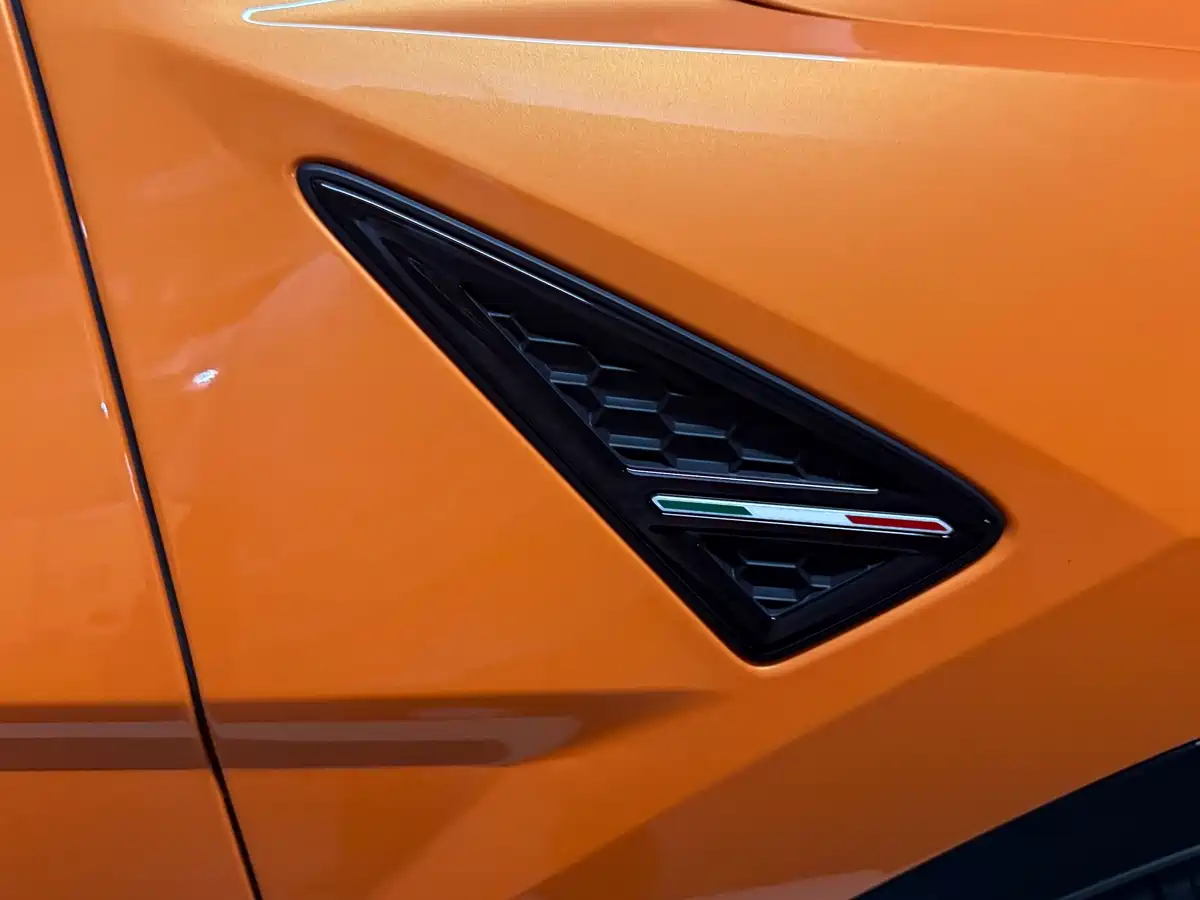 Lamborghini Urus 2023 2021 4.0T V8