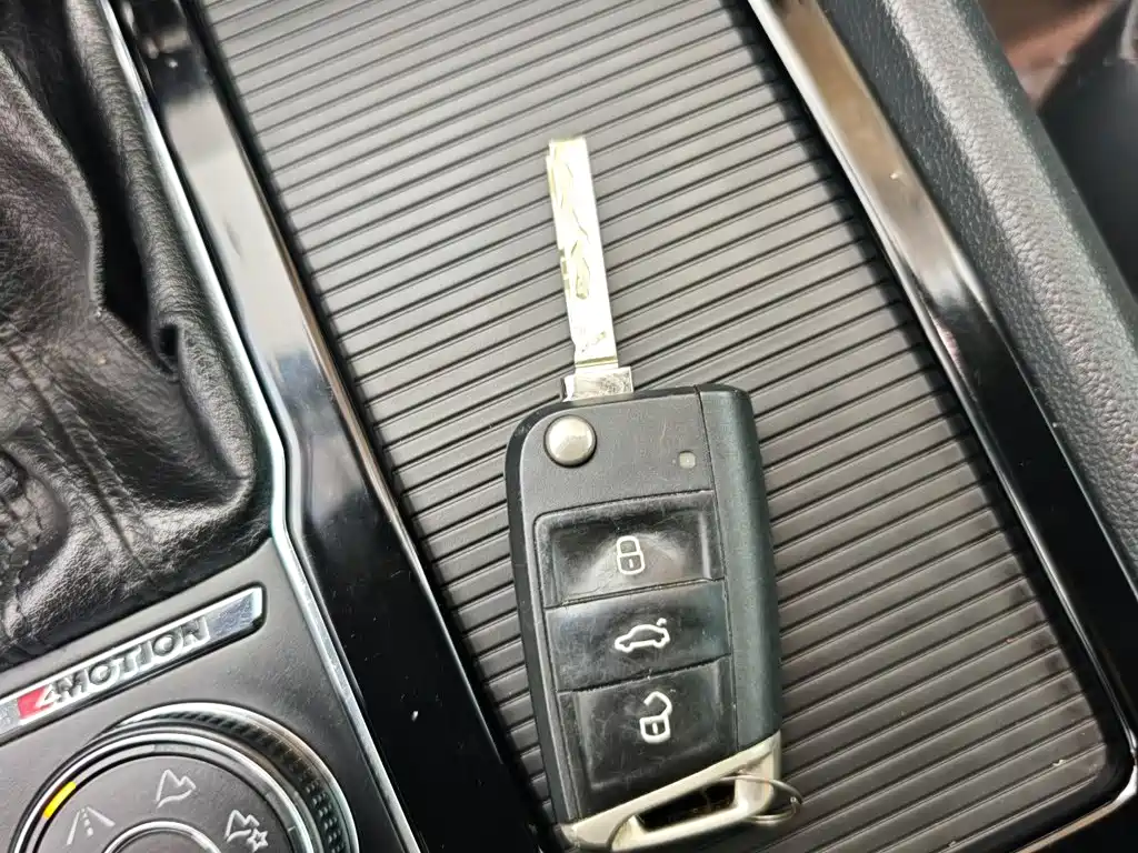 Photo 9 - Volkswagen Teramont