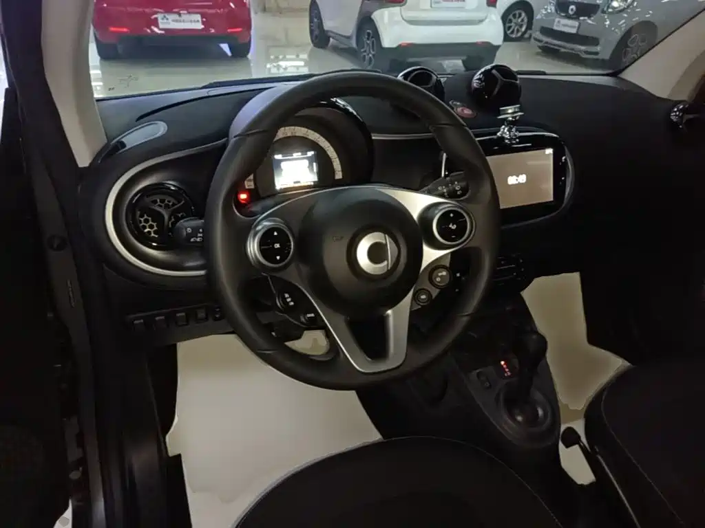 Photo 11 - smart fortwo