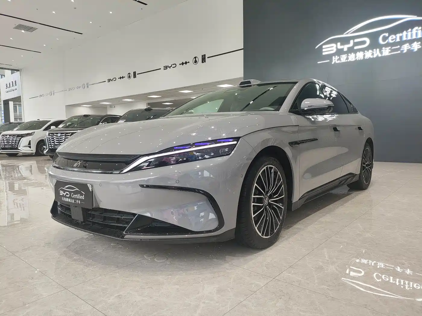 BYD Han 2025 2025 DM-i Smart Driving Edition 125KM LiDAR Flagship