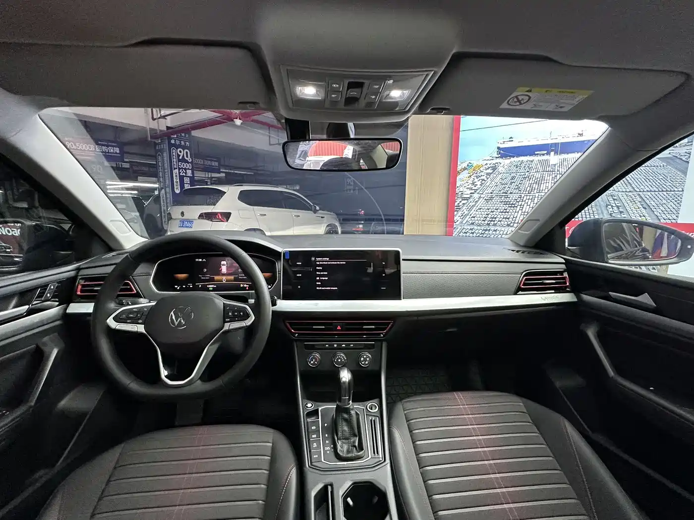 Volkswagen Lavida 2023 280TSI DSG Starlight Comfort Edition фото 15