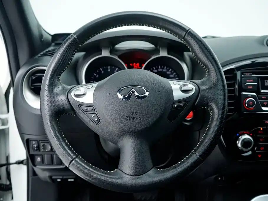 Infiniti ESQ 2019 2014 1.6L Free Edition