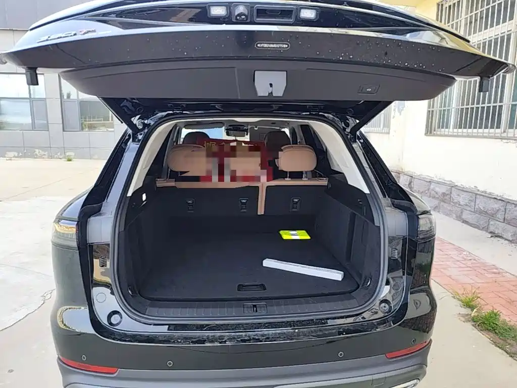 Chery Tiggo 8L 2024 2024 Model 2.0T 2WD Luxury 5-Seater