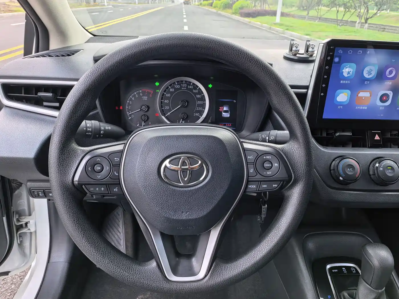 Toyota Corolla 2021 1.2T S-CVT Pioneer Edition фото 6