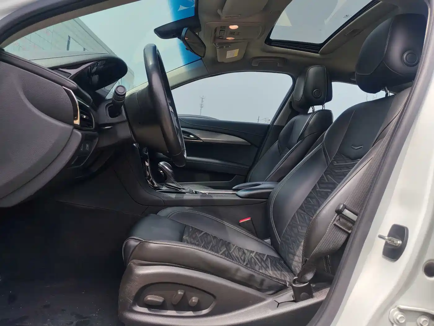 Cadillac ATS-L 2016 28T Technology фото 9