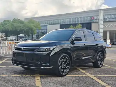 AITO M7