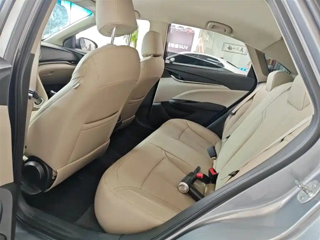 Buick Excelle 2018 15T DCT Progressive (China V) фото 17