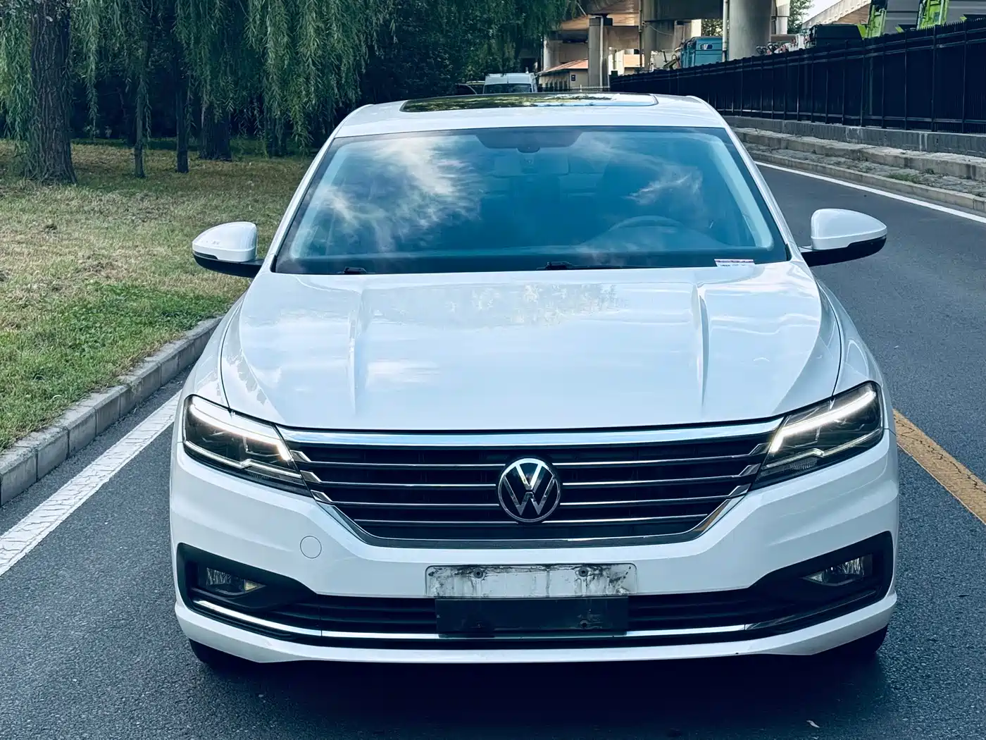 Volkswagen Lavida, миниатюра 2
