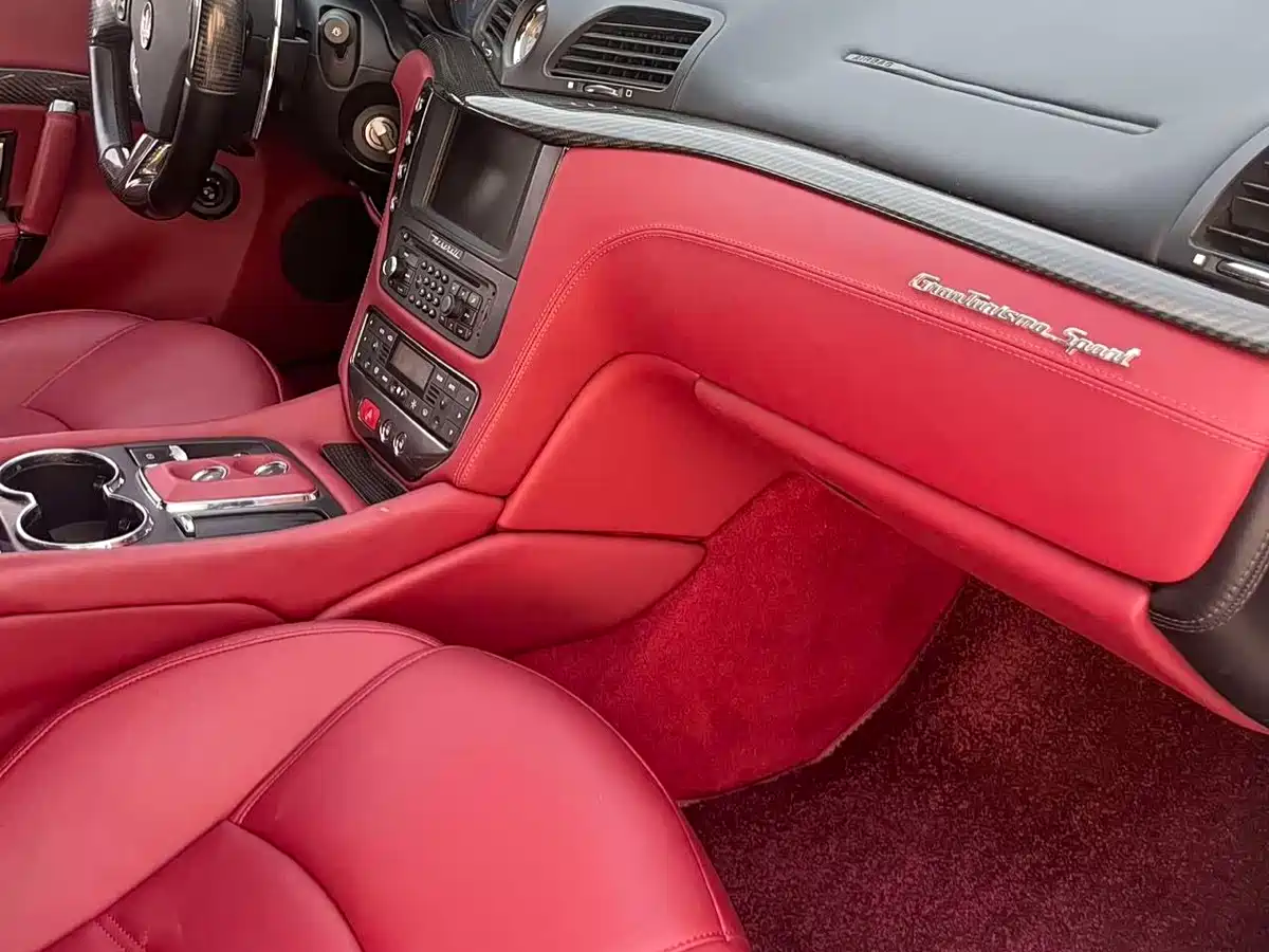 Maserati GranTurismo 2013 4.7L Sport F1 фото 7